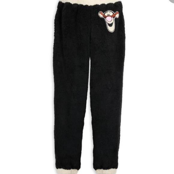 Tiger fleece set 🐯 - Picture 2 of 4